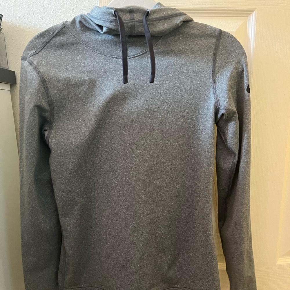 Nike Pro Dri-fit hoodie